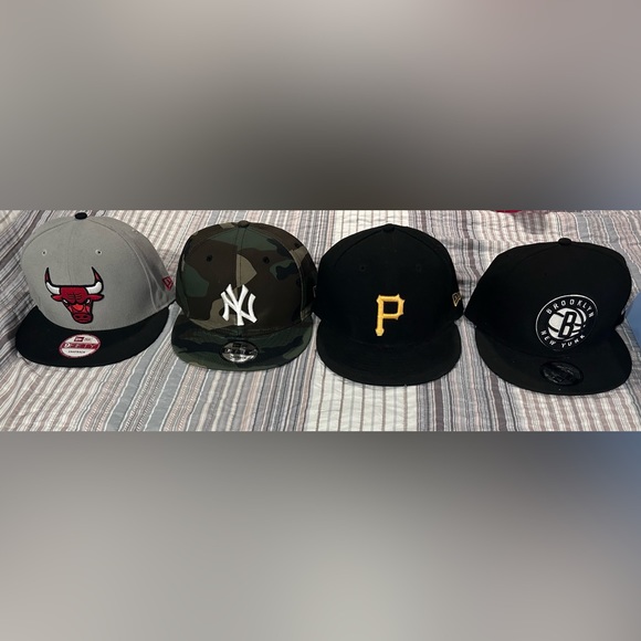 LOT OF 4 Hats lightly worn 3 Snap Back OS 1 7 3/8 AMAZING DEAL 4 NEW ERA HATS - Picture 6 of 7